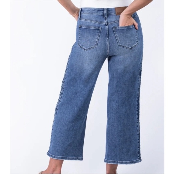 Judy Blue Aurora Braided Hi-Waist Wide Leg  5 Pocket Crop Blue Denim Jeans 15/32 - Picture 15 of 17